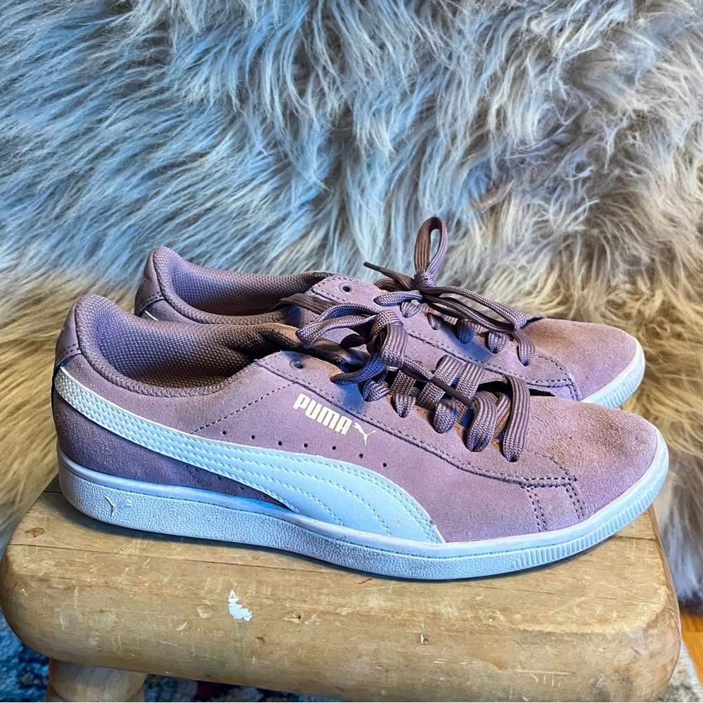 Puma Classic White Stripe Suede
